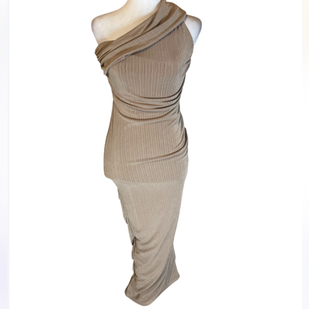Naked wardrobe Tan one shoulder dress - Picture 7 of 7